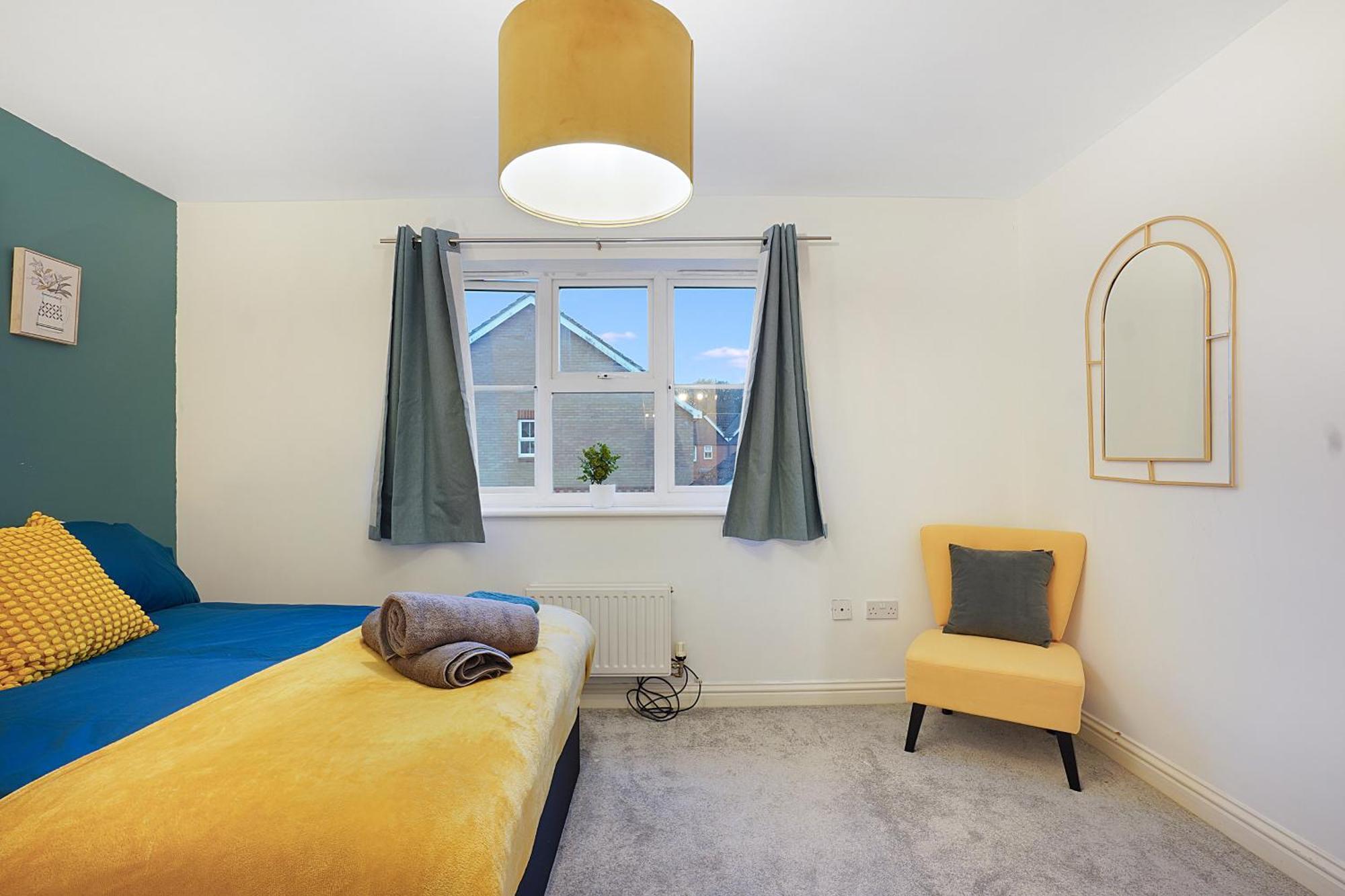 Comfortable Stylish Townhouse In Ashford Sleeps 5 Netflix 2 Parking Spaces Perfect For Contractors And Families Exterior photo
